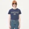 Bawełniana koszulka z nadrukiem Chez Valentino i naszywką Bawełniana koszulka z nadrukiem Chez Valentino i naszywką