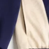 Bluza Valentino z acetatu z zamkiem błyskawicznym i wstawką z nadrukiem Toute La V Bluza Valentino z acetatu z zamkiem błyskawicznym i wstawką z nadrukiem Toute La V