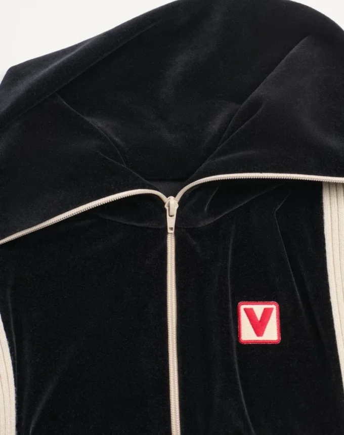 Bluza z golfem Chez Valentino z zamkiem błyskawicznym i naszywką Bluza z golfem Chez Valentino z zamkiem błyskawicznym i naszywką