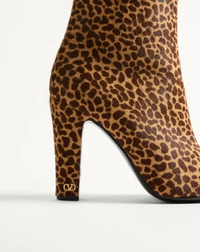 Buty Hotty z cielęcej skóry z efektem kucyka 100 mm