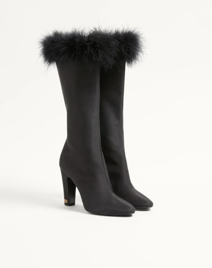 Buty Hotty z tkaniny shantung z piórami 100 mm Buty Hotty z tkaniny shantung z piórami 100 mm