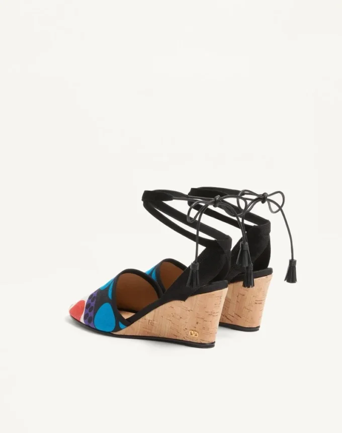 Buty na koturnie La Cruisette z płótna w optyczny wzór w kropki, 75 mm