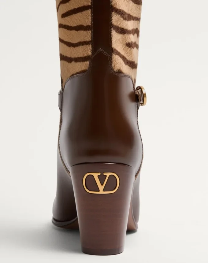 Buty Pattie z cielęcej skóry z efektem kucyka 75 mm Buty Pattie z cielęcej skóry z efektem kucyka 75 mm