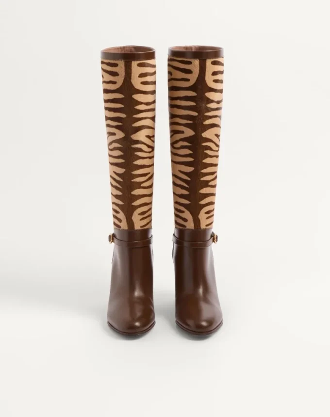 Buty Pattie z cielęcej skóry z efektem kucyka 75 mm Buty Pattie z cielęcej skóry z efektem kucyka 75 mm
