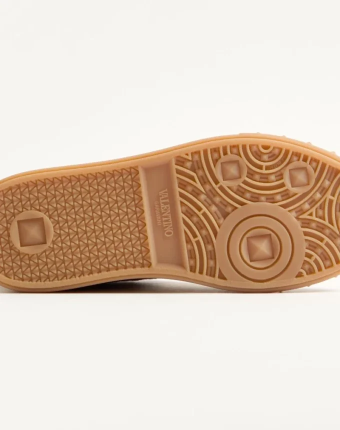 Buty sportowe Upvillage z cielęcej skóry z efektem kucyka