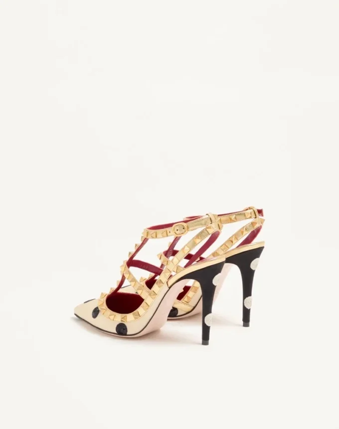 Czółenka Rockstud z haftem Plus de Pois 100 mm Czółenka Rockstud z haftem Plus de Pois 100 mm