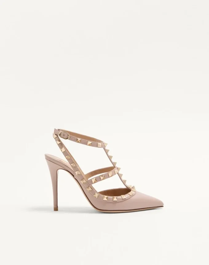Czółenka Rockstud z paskiem wokół kostki 100 mm Czółenka Rockstud z paskiem wokół kostki 100 mm