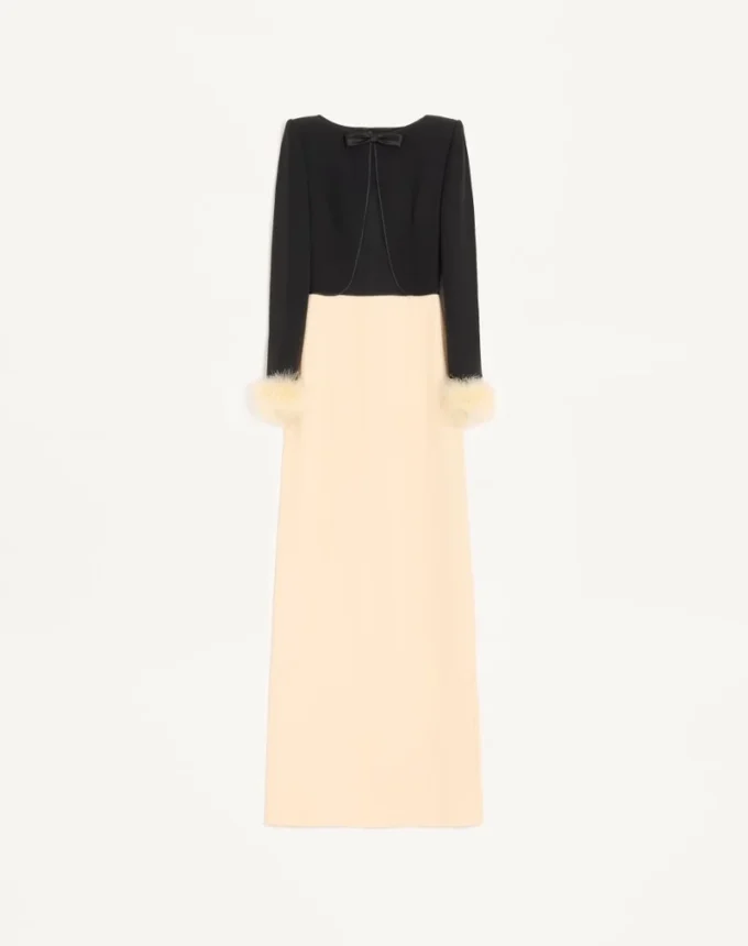 Długa sukienka Cady Couture z piórami Długa sukienka Cady Couture z piórami