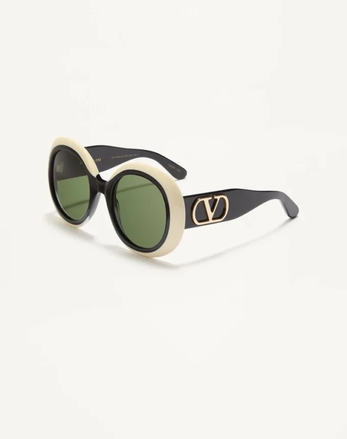 Efektowne okrągłe okulary z acetatu w stylu lat 60. Efektowne okrągłe okulary z acetatu w stylu lat 60.