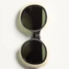 Efektowne okrągłe okulary z acetatu w stylu lat 60. Efektowne okrągłe okulary z acetatu w stylu lat 60.