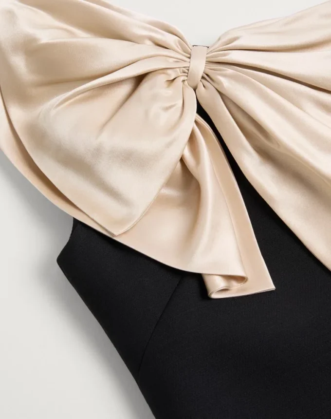 Krótka sukienka Crepe Couture Krótka sukienka Crepe Couture