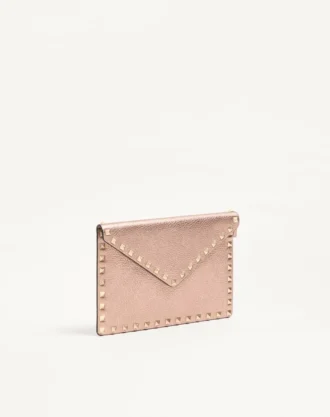 Laminowana kopertówka Rockstud z ziarnistej skóry cielęcej