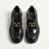 Loafersy z cielęcej skóry z charakterystycznym logo
