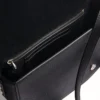 Mała torebka crossbody Rockstud z ziarnistej skóry cielęcej Mała torebka crossbody Rockstud z ziarnistej skóry cielęcej