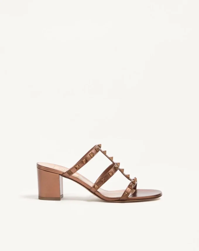 Metaliczne sandały z cielęcej skóry Rockstud 60 mm
