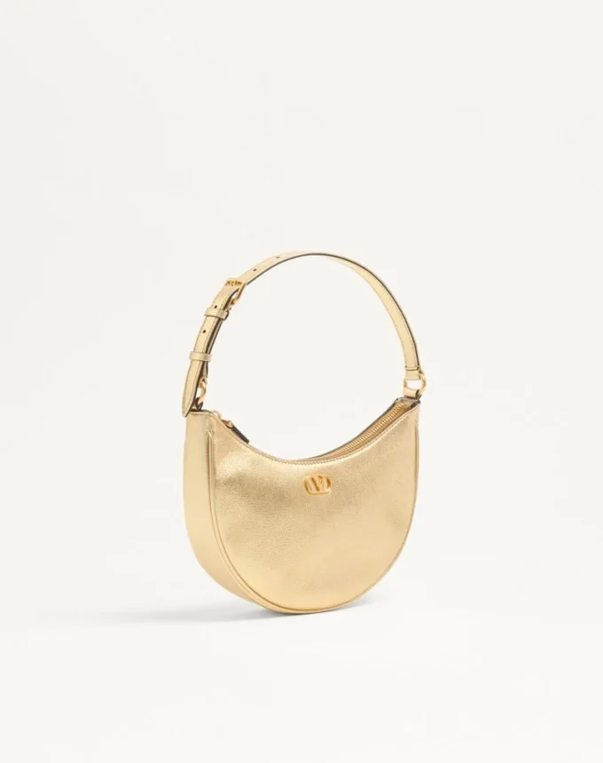 Mini torebka typu hobo z laminowanej ziarnistej skóry cielęcej z logo Vlogo