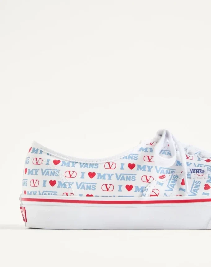 Niskie trampki Valentino Garavani i Vans z nadrukiem Valentino Vans Love na tkaninie Niskie trampki Valentino Garavani i Vans z nadrukiem Valentino Vans Love na tkaninie