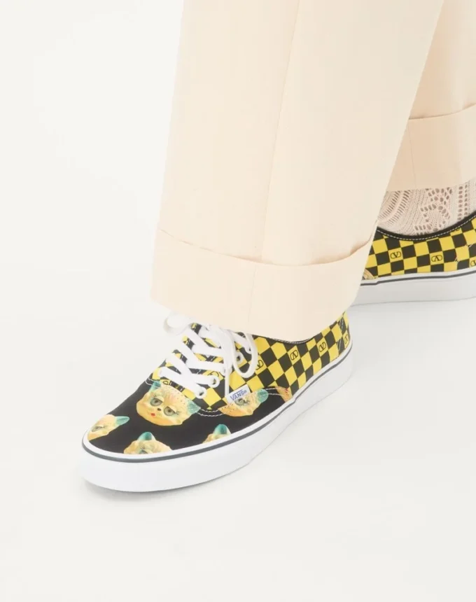 Niskie trampki Valentino Garavani i Vans z nadrukiem VLogo Checkerboard i Le Chat De La Maison Niskie trampki Valentino Garavani i Vans z nadrukiem VLogo Checkerboard i Le Chat De La Maison