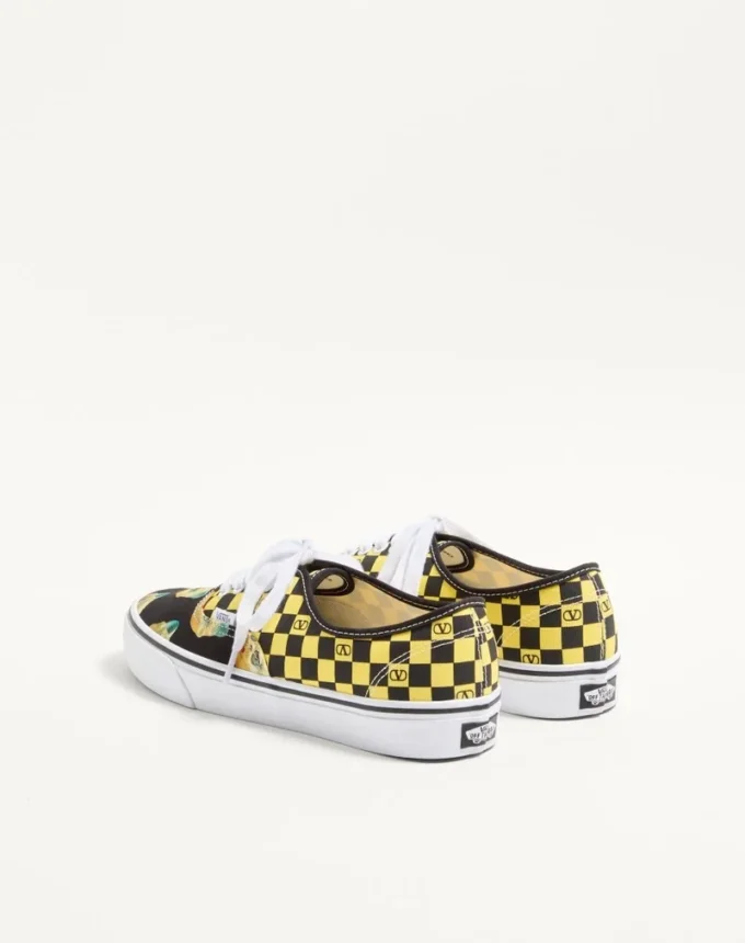 Niskie trampki Valentino Garavani i Vans z nadrukiem VLogo Checkerboard i Le Chat De La Maison Niskie trampki Valentino Garavani i Vans z nadrukiem VLogo Checkerboard i Le Chat De La Maison