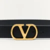 Pasek Vlogo Signature z błyszczącej skóry cielęcej 30 mm Pasek Vlogo Signature z błyszczącej skóry cielęcej 30 mm