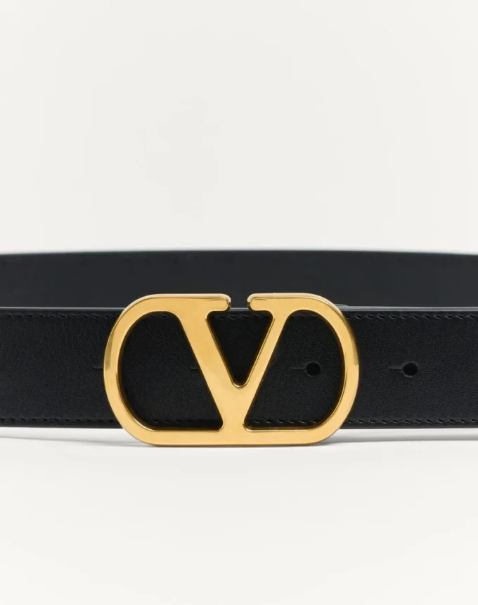 Pasek Vlogo Signature z błyszczącej skóry cielęcej 30 mm Pasek Vlogo Signature z błyszczącej skóry cielęcej 30 mm