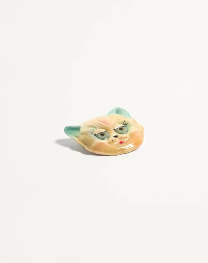 Plastikowa broszka Le Chat De La Maison Plastikowa broszka Le Chat De La Maison
