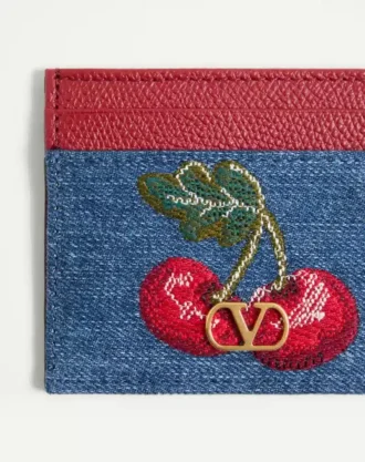 Portfel na karty z denimu z charakterystycznym logo i haftem Cherryfic