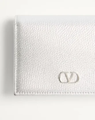 Portfel VLogo Signature z laminowanej ziarnistej skóry cielęcej