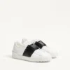 Rockstud Untitled Sneaker z cielęcej skóry z ćwiekami w tym samym kolorze Rockstud Untitled Sneaker z cielęcej skóry z ćwiekami w tym samym kolorze