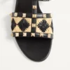 Sandały Rockstud Slide z haftem w kratkę z rafii