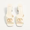 Sandały Vlogo Signature Slide z cielęcej skóry 60 mm Sandały Vlogo Signature Slide z cielęcej skóry 60 mm