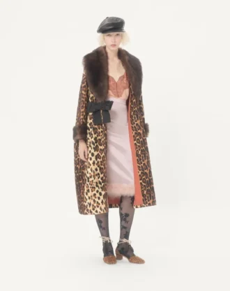 Satynowa spódnica z piórami