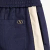 Spodnie Valentino z acetatu z naszywką VLogo Spodnie Valentino z acetatu z naszywką VLogo