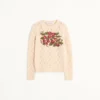 Sweter z haftem