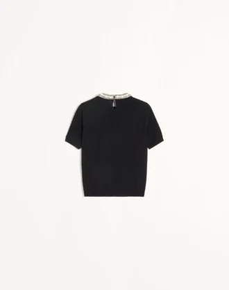 Sweter z haftem