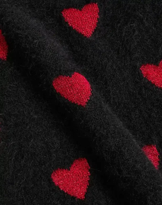 Sweter z wełny moherowej i lureksu z wzorem żakardowym w serca Sweter z wełny moherowej i lureksu z wzorem żakardowym w serca