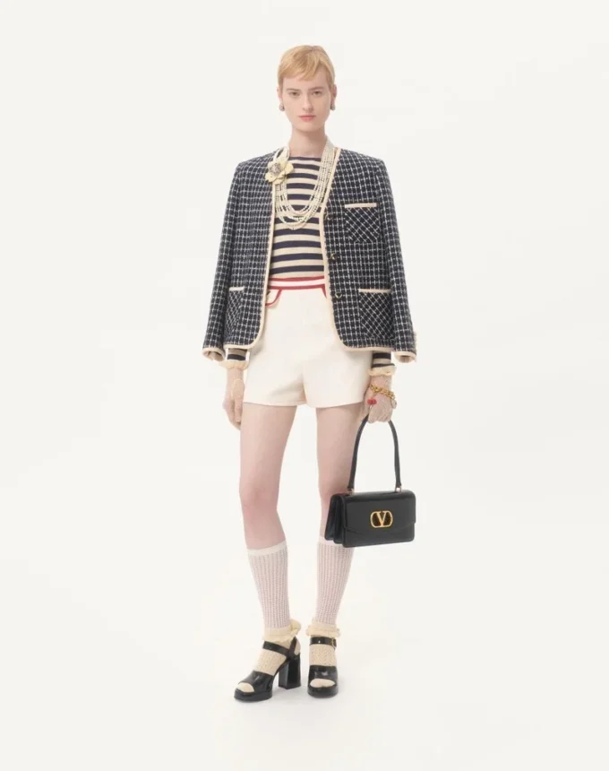Szorty z krepy couture Szorty z krepy couture