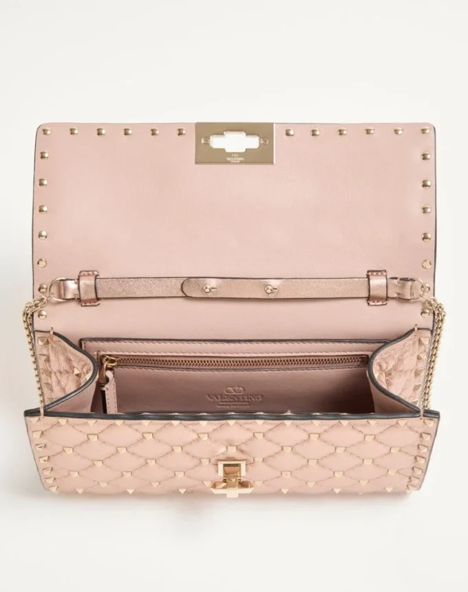 Torba na ramię Valentino Garavani Rockstud Spike z laminowanej skóry nappa Torba na ramię Valentino Garavani Rockstud Spike z laminowanej skóry nappa