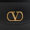Torba na ramię Valentino Garavani Vain z błyszczącej skóry cielęcej Torba na ramię Valentino Garavani Vain z błyszczącej skóry cielęcej