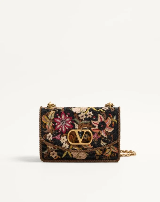 Torba na ramię Valentino Garavani Vain z haftem Torba na ramię Valentino Garavani Vain z haftem