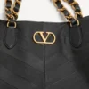 Torba na zakupy Valentino Garavani Laseine z nappa skóry z wzorem w jodełkę Torba na zakupy Valentino Garavani Laseine z nappa skóry z wzorem w jodełkę