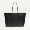 Torba na zakupy Valentino Garavani Rockstud z ziarnistej skóry cielęcej Torba na zakupy Valentino Garavani Rockstud z ziarnistej skóry cielęcej