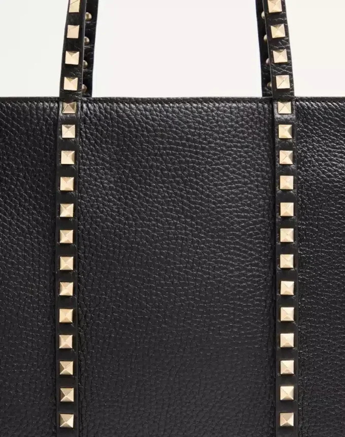 Torba na zakupy Valentino Garavani Rockstud z ziarnistej skóry cielęcej Torba na zakupy Valentino Garavani Rockstud z ziarnistej skóry cielęcej
