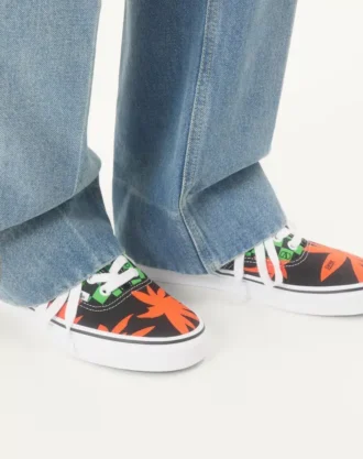 Valentino Garavani i Vans niskie trampki z nadrukiem VLogo Checkerboard i Tropical Leaves Valentino Garavani i Vans niskie trampki z nadrukiem VLogo Checkerboard i Tropical Leaves