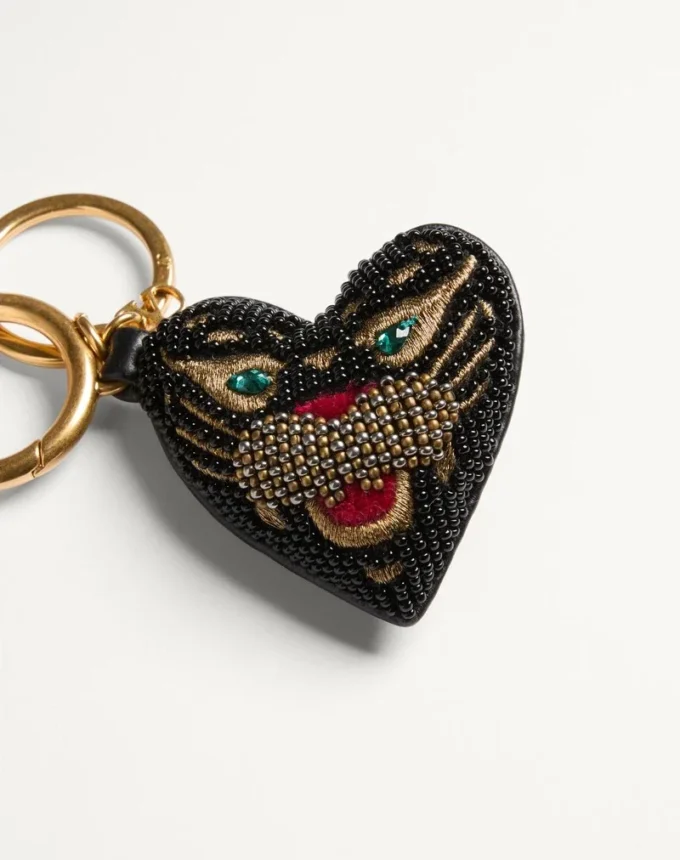 VG Coeur De Chat zawieszka do torebki z breloczkiem z nappa, koralikami i kryształami VG Coeur De Chat zawieszka do torebki z breloczkiem z nappa, koralikami i kryształami