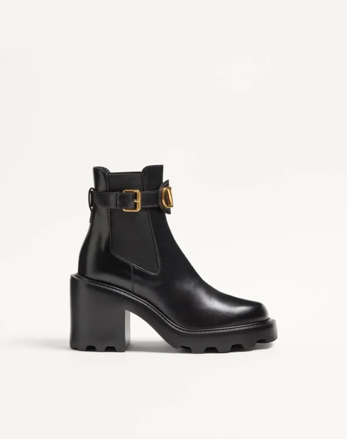 Vlogo Signature Calfskin Beatle 90 mm Vlogo Signature Calfskin Beatle 90 mm