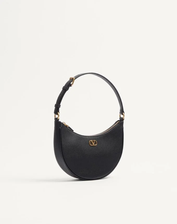 Vlogo Signature Mini Hobo Bag z ziarnistej skóry cielęcej Vlogo Signature Mini Hobo Bag z ziarnistej skóry cielęcej