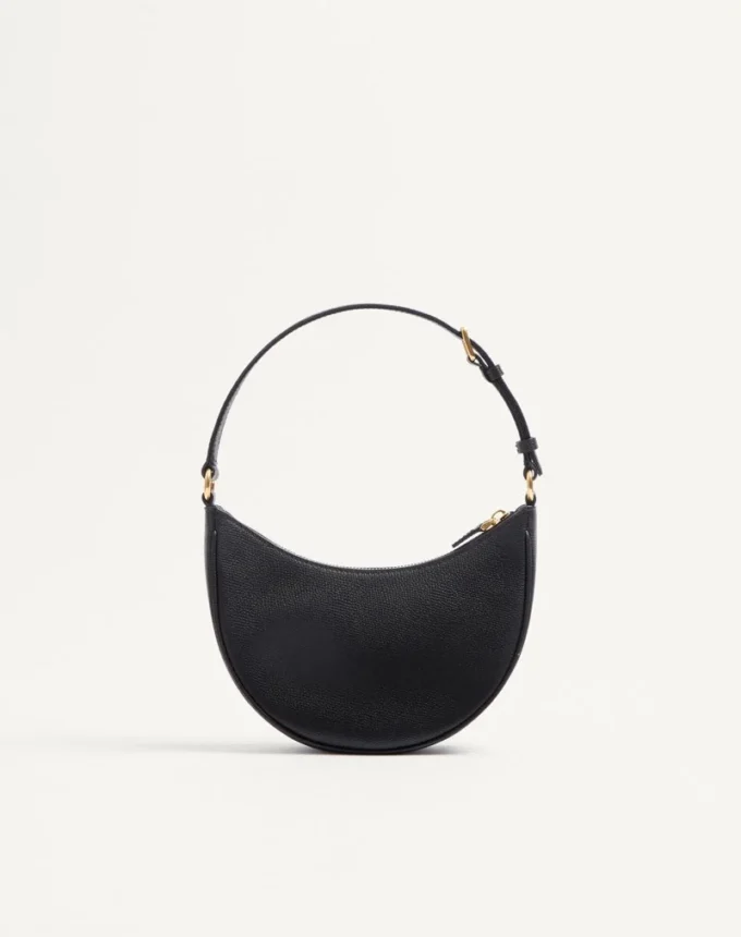 Vlogo Signature Mini Hobo Bag z ziarnistej skóry cielęcej Vlogo Signature Mini Hobo Bag z ziarnistej skóry cielęcej