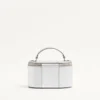 VLogo Signature Mini Vanity Bag z laminowanej ziarnistej skóry cielęcej VLogo Signature Mini Vanity Bag z laminowanej ziarnistej skóry cielęcej